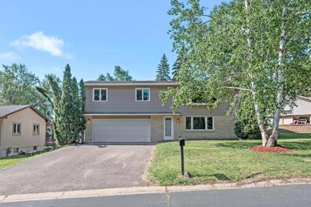 1493 18th NW