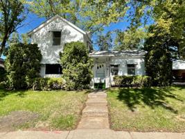 1844 Main NW