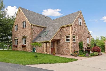1305 Towerview Road