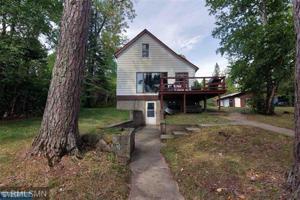 2136 Birch Point