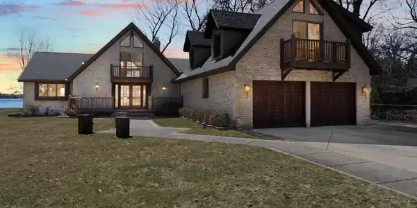 4445 Enchanted Point