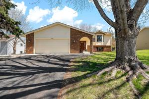 16859 Willow SW