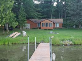 3931 NE Redwing Trail NE