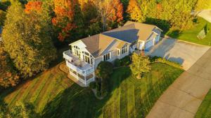 3951 Rue De Frenchman NE