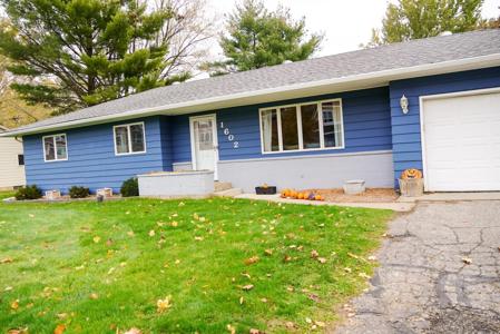 1602 Oak