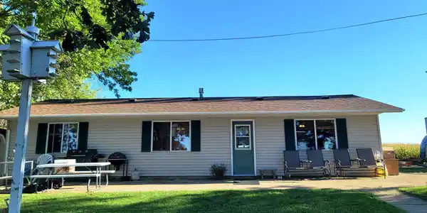 68 Shady Rest