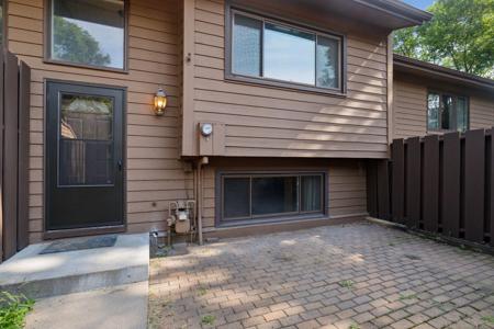 311 W Eagle Lake Drive