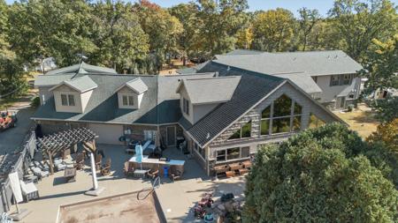 9805 Sharon Place NW