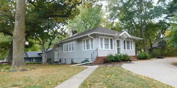 324 Forest