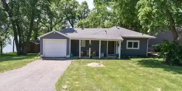 300 E Amber Lake Drive