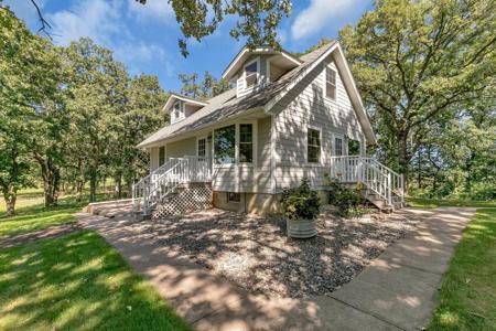 7604 70th SE