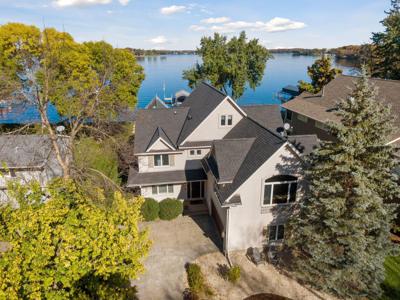 2166 Shadywood