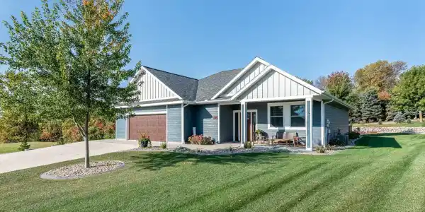 135 Shoreview Drive