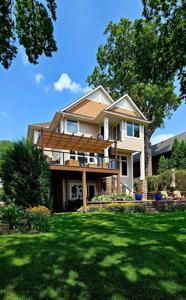 4743 Island View Drive