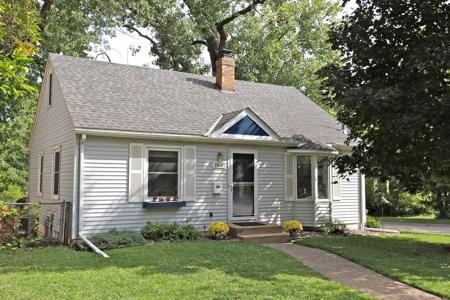 1084 Oxford N