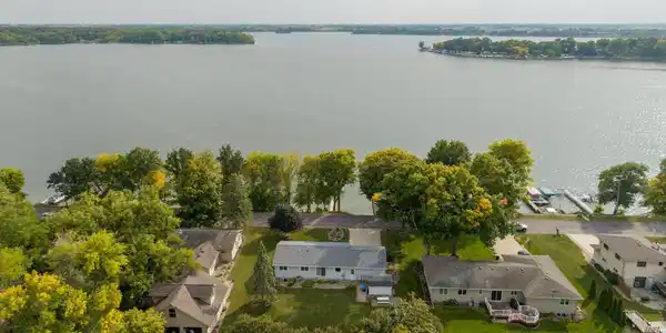 46 Lake