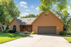 804 Golden Meadow Road