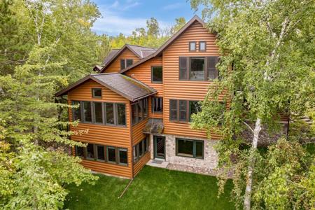 8243 Gustafson