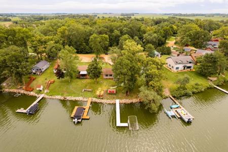 4236 Smith Lake Road SE