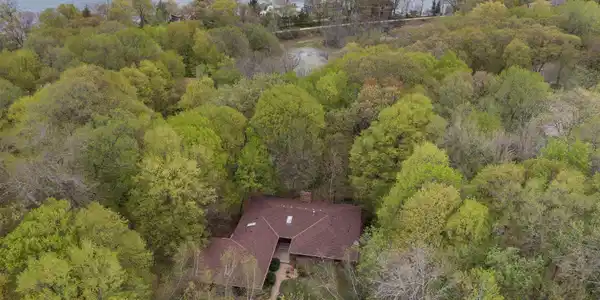 4945 Sleepy Hollow
