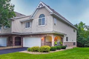 3697 Fox Tail NW