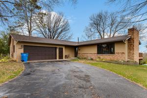 50471 Shorewood Circle