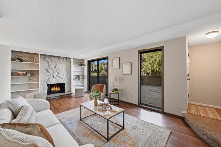 2106 Tamarin Trail