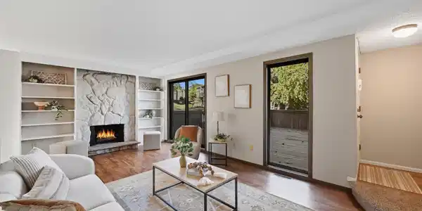 2106 Tamarin Trail