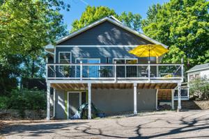 2535 W Medicine Lake Drive