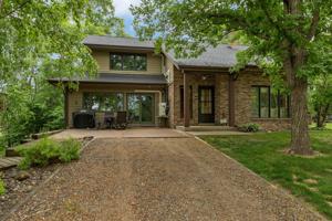 1378 Larrup SW