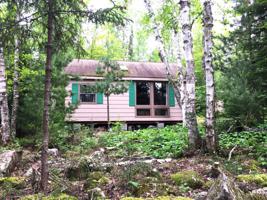 9285 Elbow Lake N