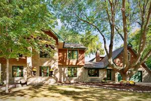 3920 Hillcrest