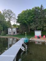 957 Maple Crest NW
