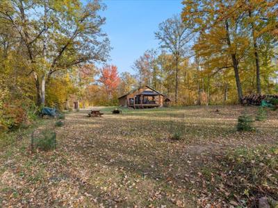 1899 Fern Trail NE