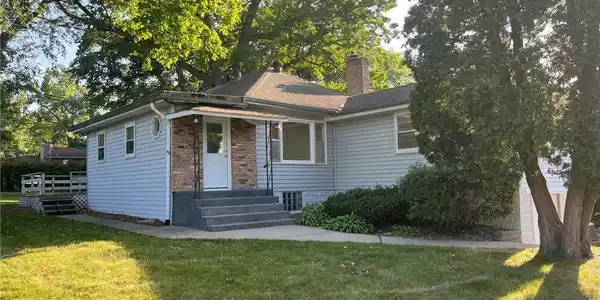 40 Lakeview