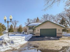 6479 236th Street N