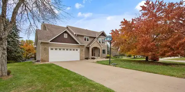 3608 Oak Creek Terrace
