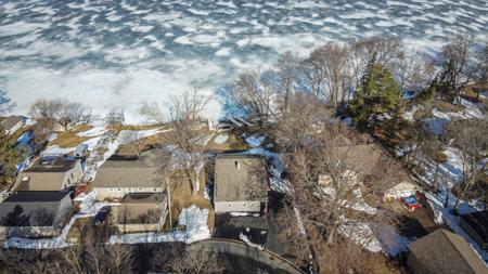 2050 Lake View Drive