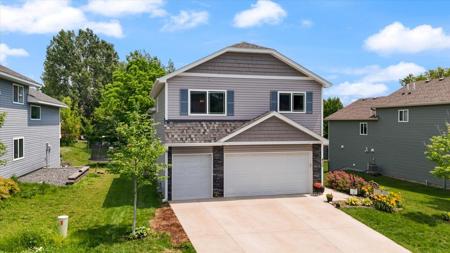 415 Willow Creek Parkway