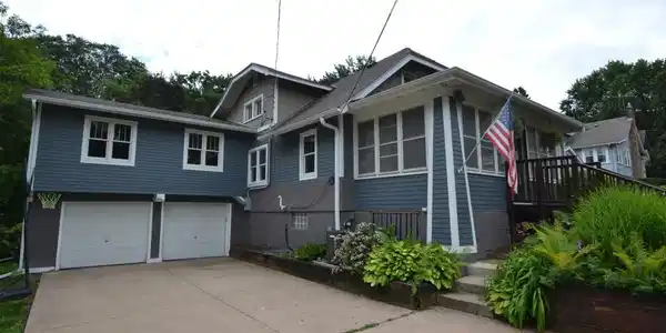 4162 Summit Lane