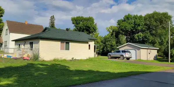204 Dunton