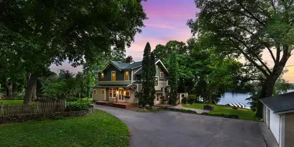 5190 Saint Albans Bay Road