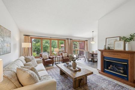 4029 Silver Lake Rd NE