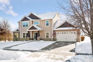 11405 Laketowne