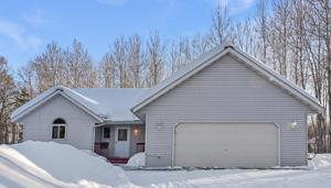 23178 Carol Circle