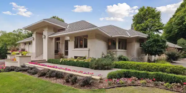 6420 Thornberry