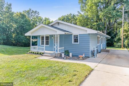571 79th NE