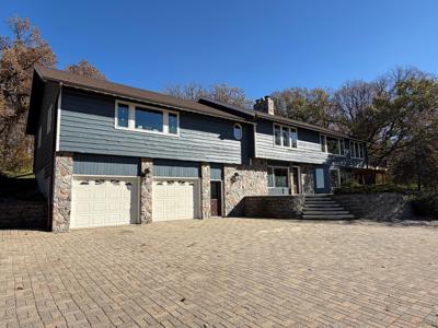 27322 Oak Point Road