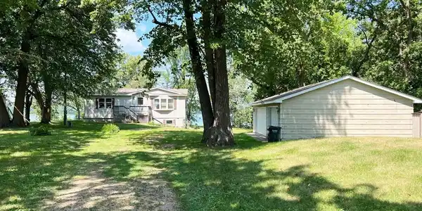 3646 198th NW