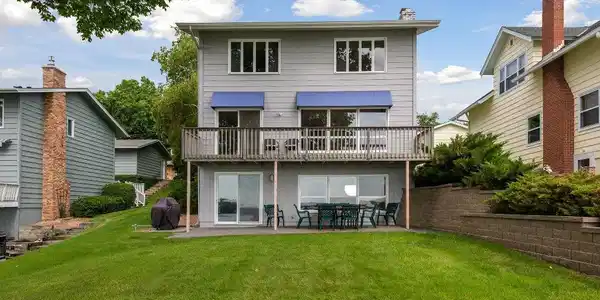 4609 Island View Drive